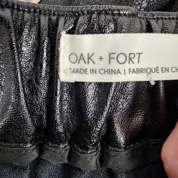 Oak + Fort Vegan Leather Cropped Pants Taper Leg High Waist Black Size Medium - Picture 2 of 12